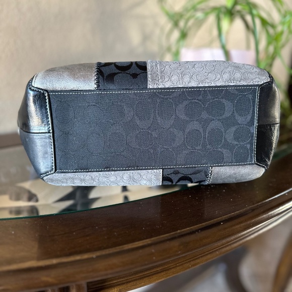 Coach Bleecker Legacy Patchwork Shoulder Bag - Picture 3 of 8